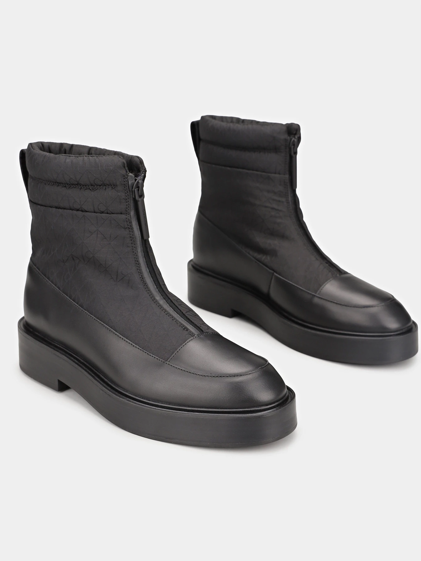 Черевики та чоботи Calvin Klein модель YW0YW02073-BEH Черевики та чоботи Calvin Klein модель YW0YW02073-BEH Фото