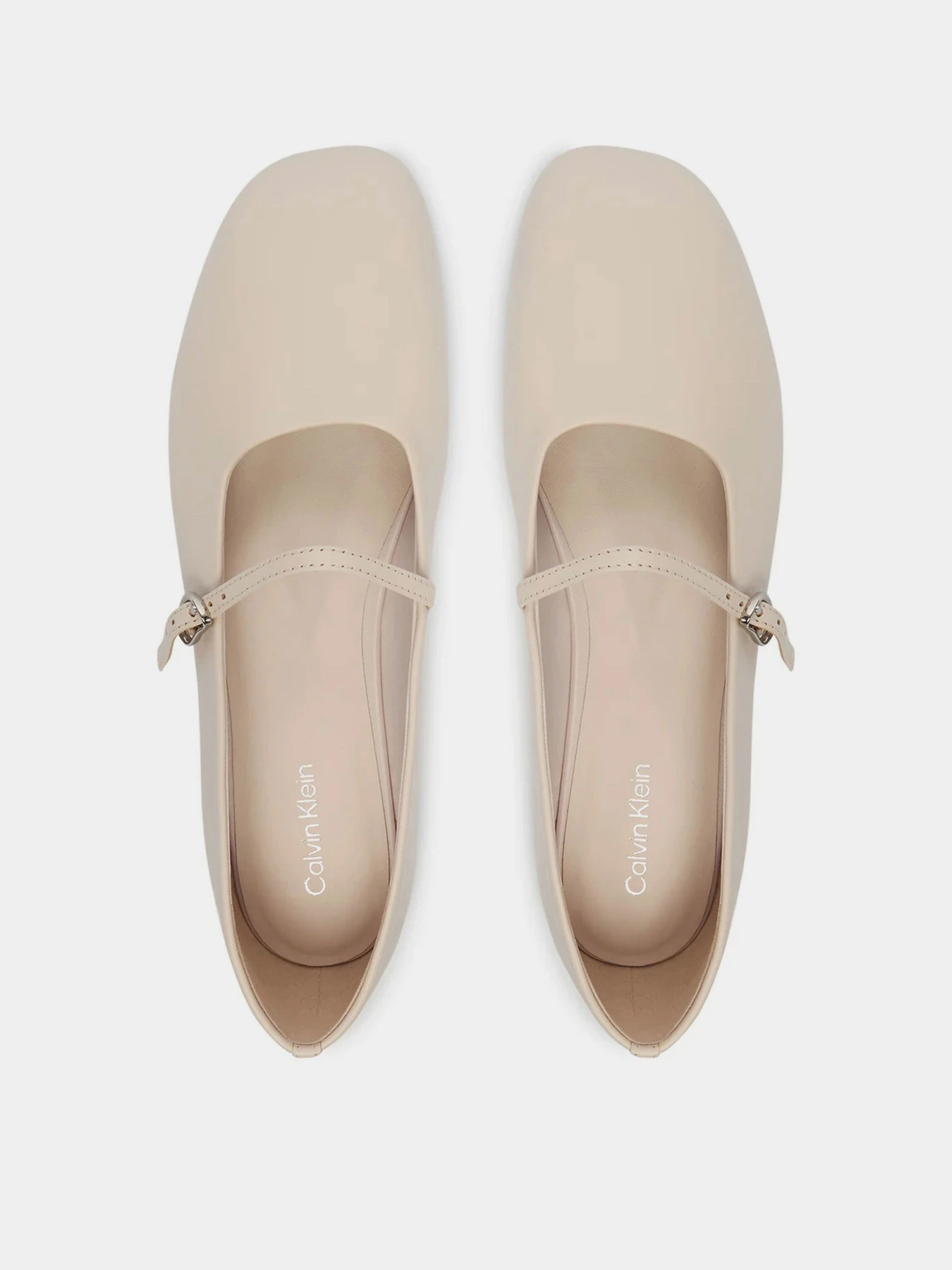 Туфли и лоферы Calvin Klein OBLIQUE BALLERINA MJ LTH HDW модель HW0HW02847-ABH Туфли и лоферы Calvin Klein OBLIQUE BALLERINA MJ LTH HDW модель HW0HW02847-ABH Фото