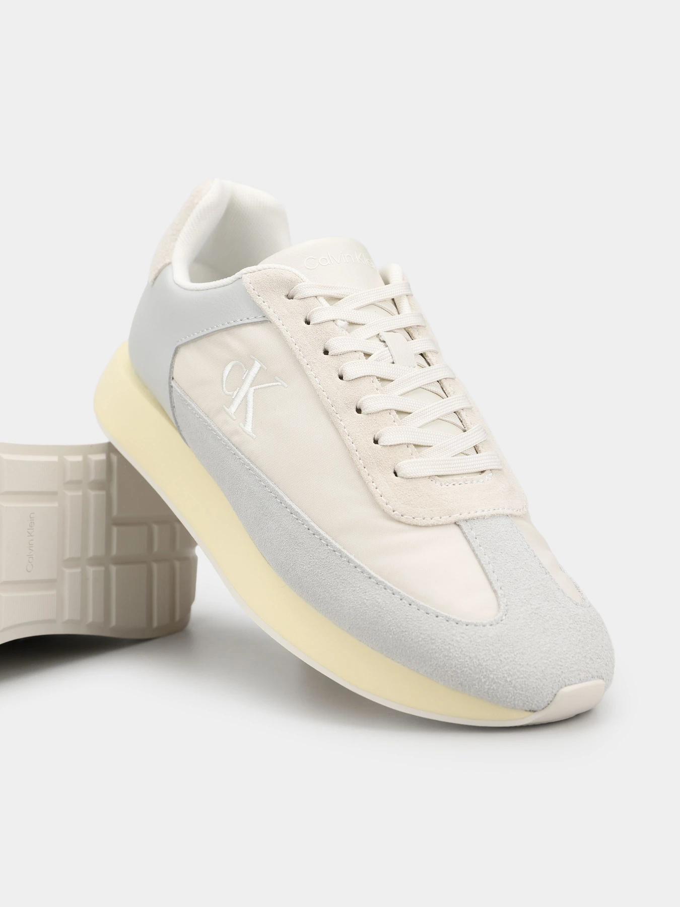 Кроссовки Calvin Klein RETRO RUNNER LACEUP WINGT MIX модель YW0YW02061-ACG Кроссовки Calvin Klein RETRO RUNNER LACEUP WINGT MIX модель YW0YW02061-ACG Фото