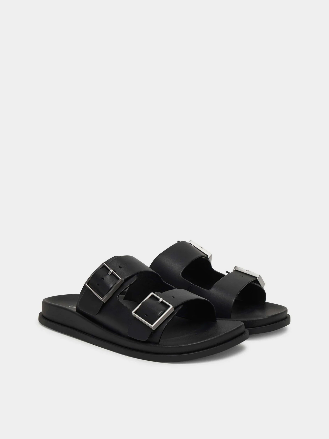Шлёпанцы Calvin Klein CITY SANDAL BUCKLE LTH модель HW0HW02885-0GJ Шлёпанцы Calvin Klein CITY SANDAL BUCKLE LTH модель HW0HW02885-0GJ Фото