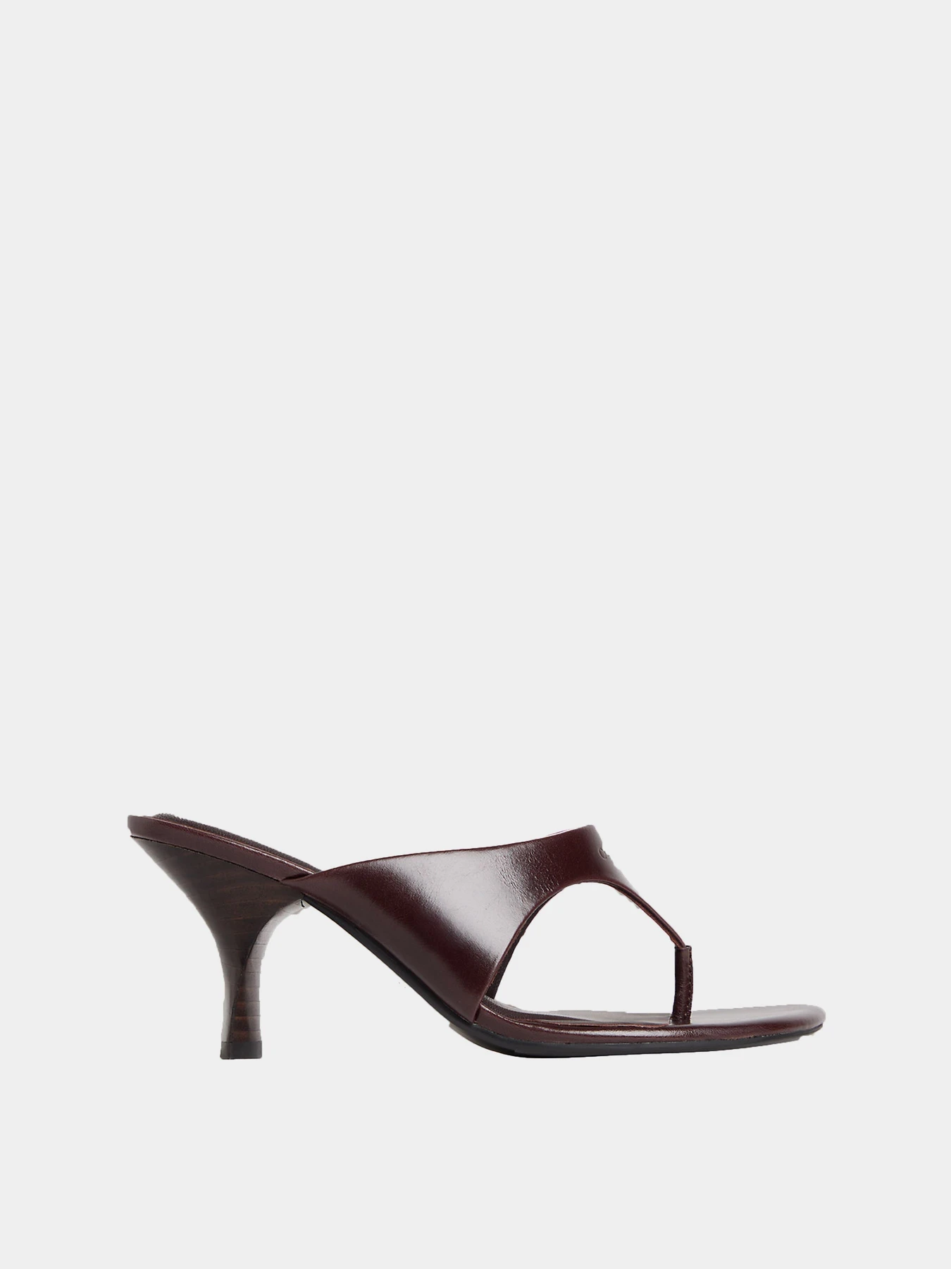 Шльопанці Calvin Klein SCULPT KITT HEEL SNDL THONG LT модель HW0HW02920-VH2 Шльопанці Calvin Klein SCULPT KITT HEEL SNDL THONG LT модель HW0HW02920-VH2 Фото