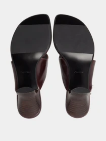 Шльопанці Calvin Klein SCULPT KITT HEEL SNDL THONG LT модель HW0HW02920-VH2 Фото