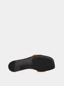 Шлёпанцы Calvin Klein SQUARE FLAT SANDAL EMBLEM модель HW0HW03128-GBQ Фото