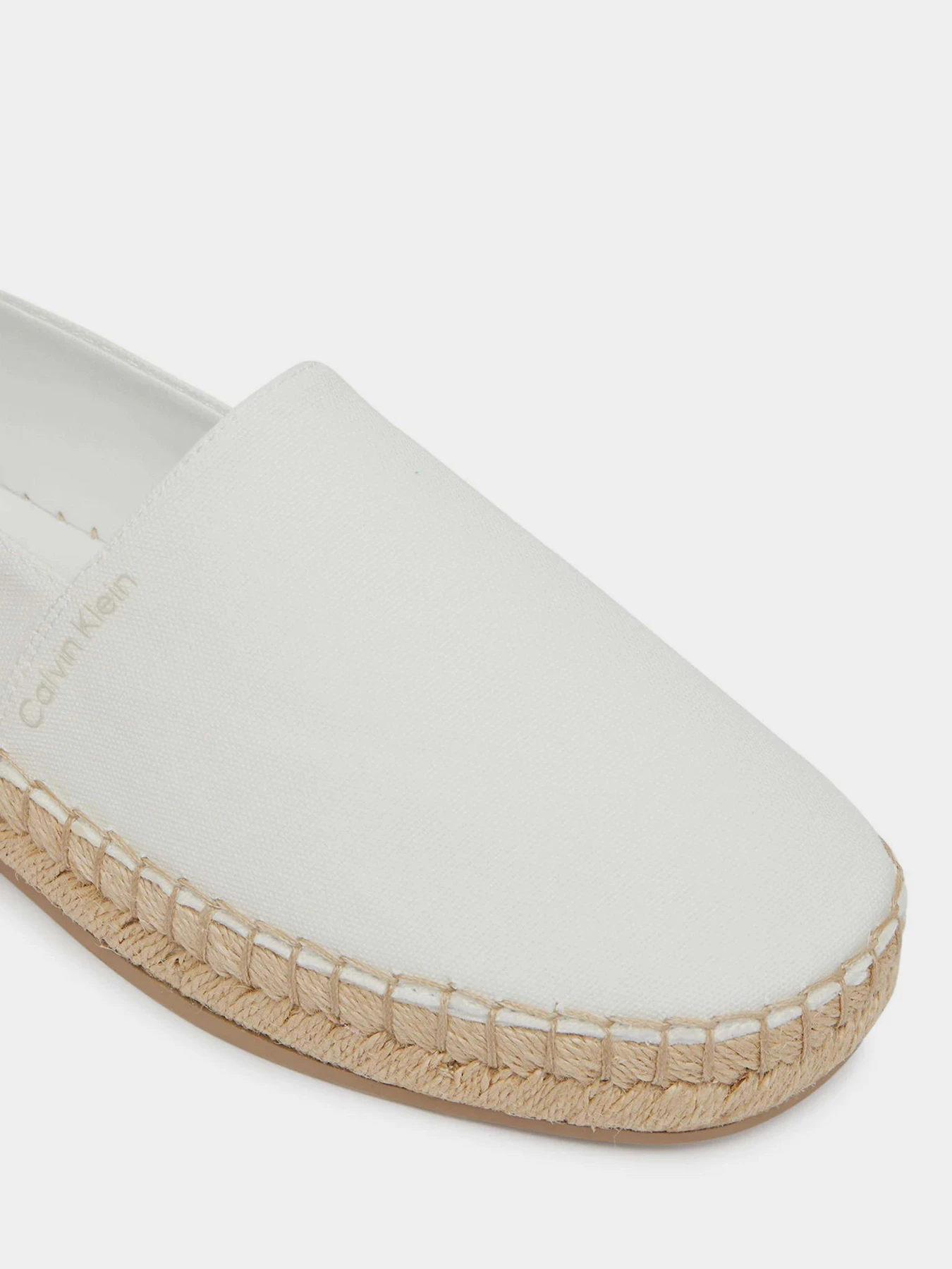 Сліпони та мокасини Calvin Klein OBLIQUE ESPADRILLE CANVAS модель HW0HW02931-YAD Сліпони та мокасини Calvin Klein OBLIQUE ESPADRILLE CANVAS модель HW0HW02931-YAD Фото
