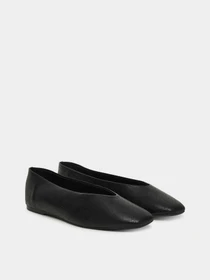 Туфли и лоферы Calvin Klein SQUARE BALLERINA AOP LTH модель HW0HW02936-0GT Фото