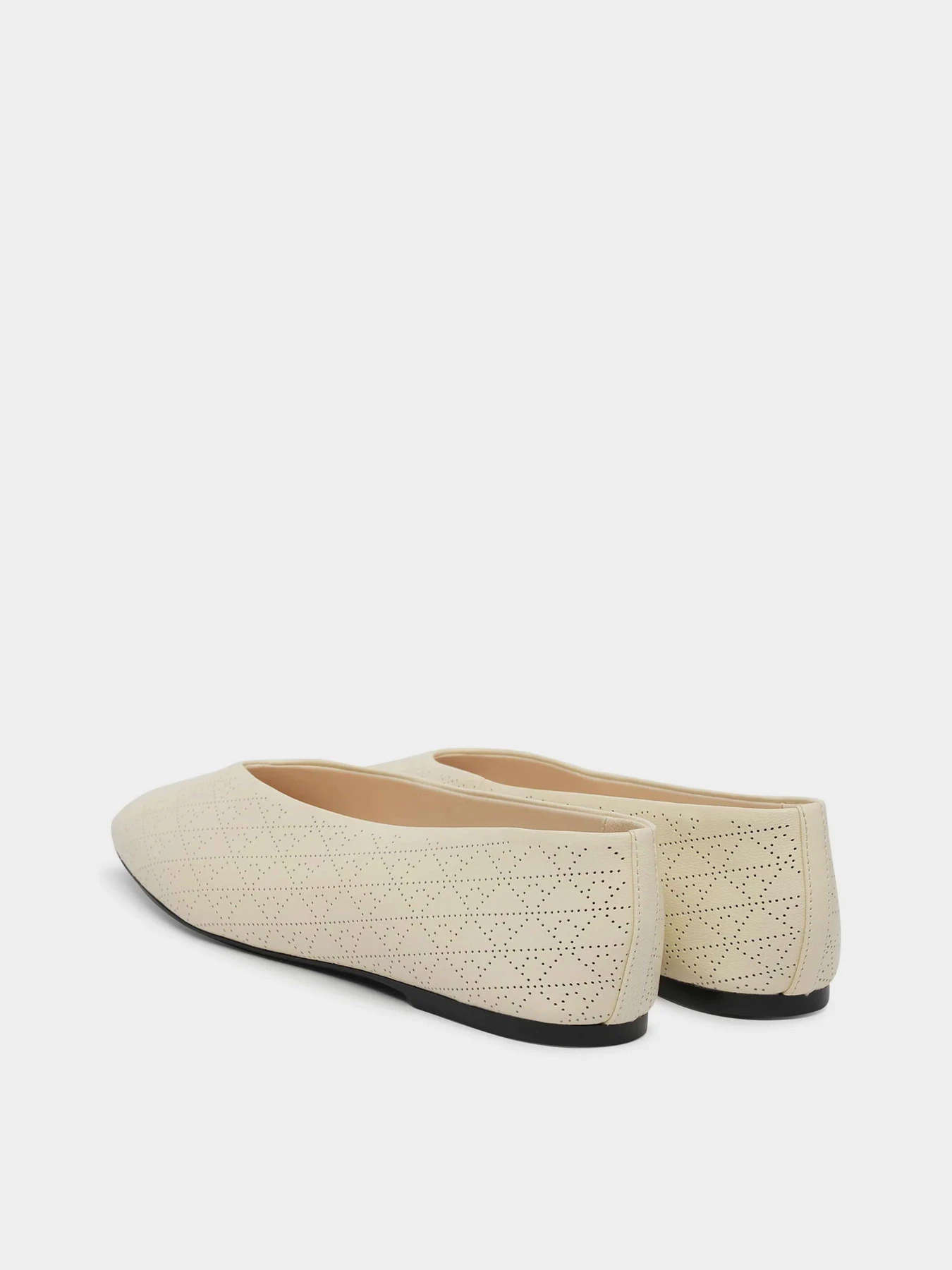 Туфли и лоферы Calvin Klein SQUARE BALLERINA AOP LTH модель HW0HW02936-Z01 Туфли и лоферы Calvin Klein SQUARE BALLERINA AOP LTH модель HW0HW02936-Z01 Фото