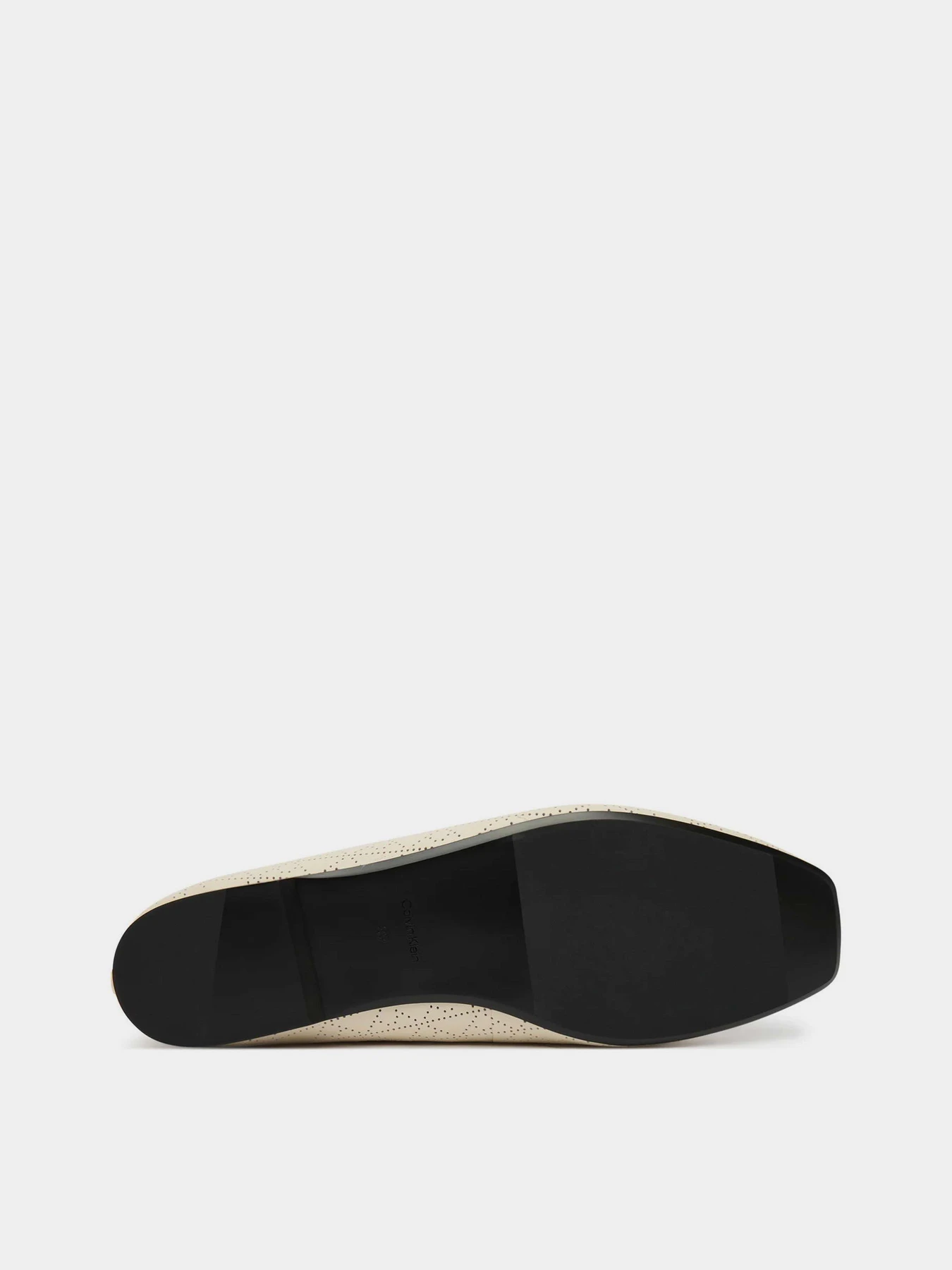 Туфли и лоферы Calvin Klein SQUARE BALLERINA AOP LTH модель HW0HW02936-Z01 Туфли и лоферы Calvin Klein SQUARE BALLERINA AOP LTH модель HW0HW02936-Z01 Фото