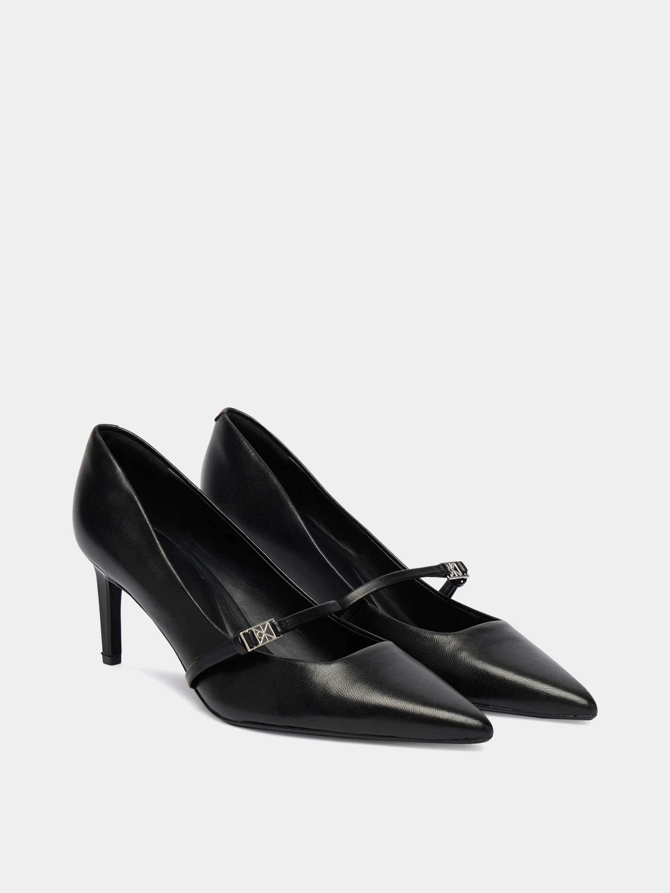 Туфли и лоферы Calvin Klein ESS STILETTO 70 MJ LTH HDW модель HW0HW02952-0GJ Туфли и лоферы Calvin Klein ESS STILETTO 70 MJ LTH HDW модель HW0HW02952-0GJ Фото