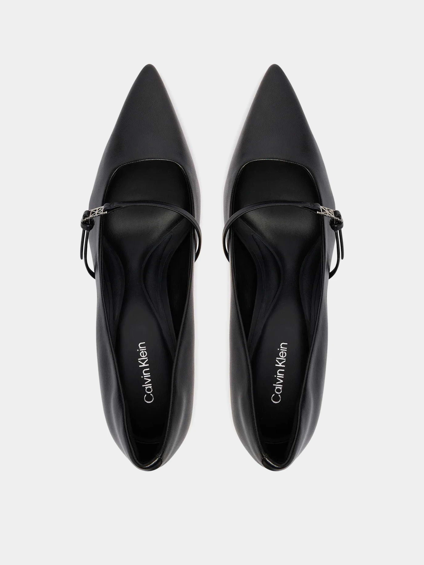 Туфли и лоферы Calvin Klein ESS STILETTO 70 MJ LTH HDW модель HW0HW02952-0GJ Туфли и лоферы Calvin Klein ESS STILETTO 70 MJ LTH HDW модель HW0HW02952-0GJ Фото