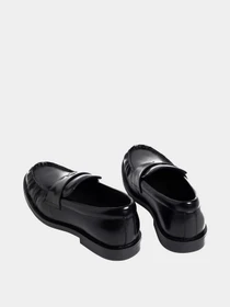 Туфли и лоферы Calvin Klein ROUND LOAFER LTH HDW модель HW0HW03031-0GJ Фото