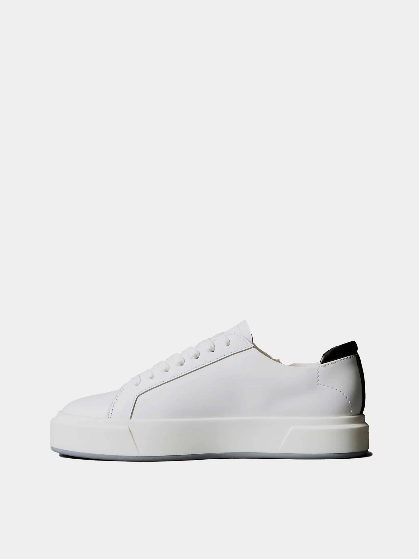 Кеди Calvin Klein BASKET CUPS LACEUP LTH ML модель YW0YW01945-01W Кеди Calvin Klein BASKET CUPS LACEUP LTH ML модель YW0YW01945-01W Фото