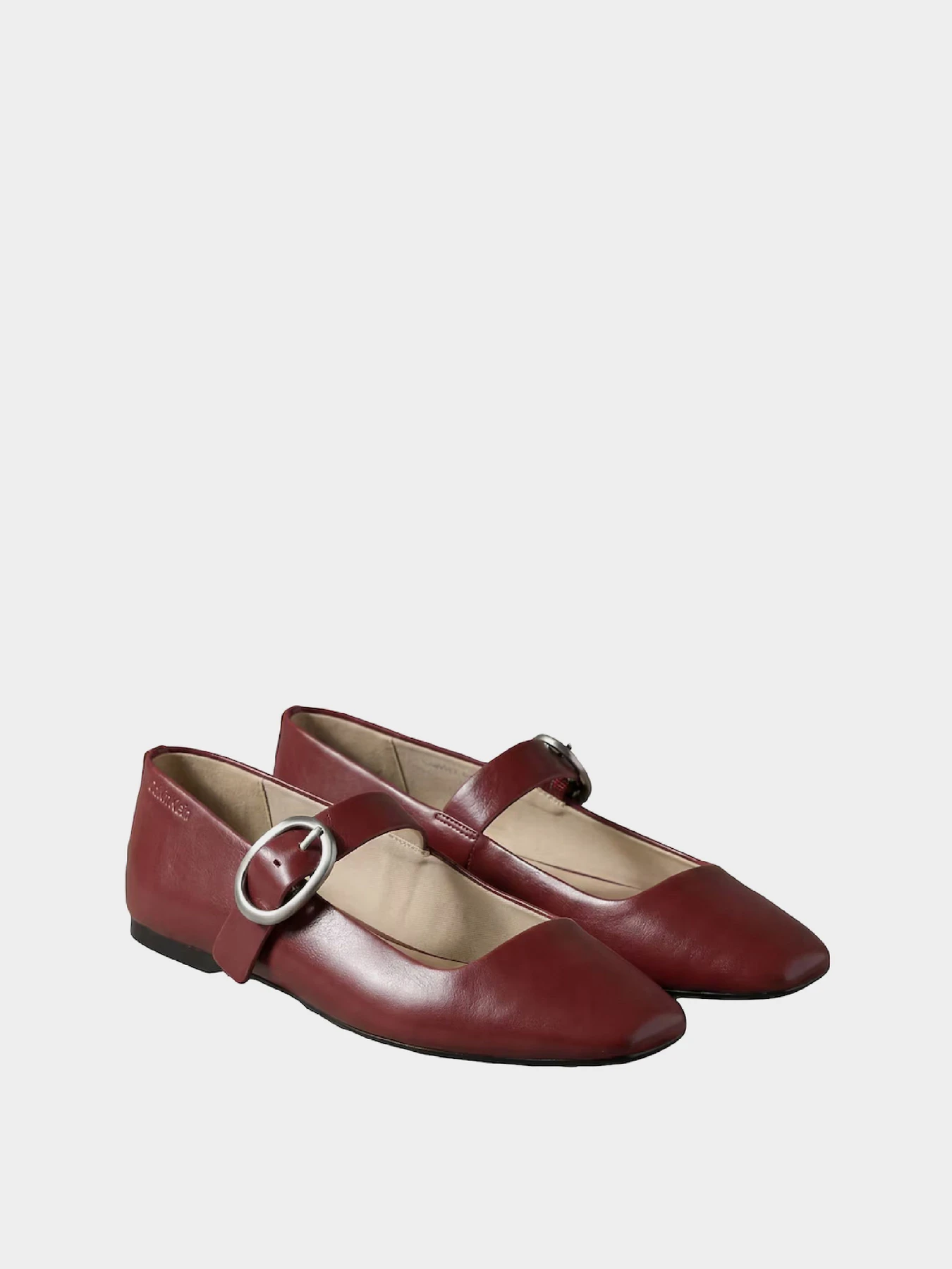 Туфли и лоферы Calvin Klein SQUARED BALLERINA MJ LTH HDW модель HW0HW03037-XB8 Фото