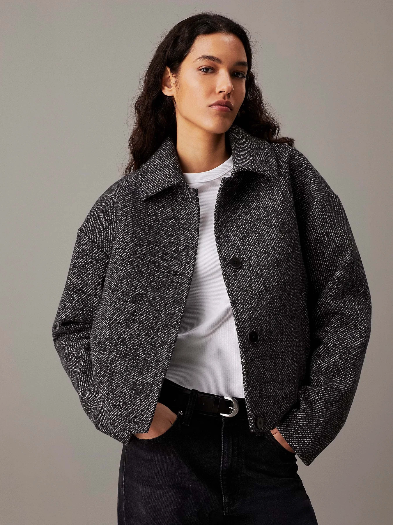 Пальто и плащи Calvin Klein Jeans модель J20J224128-P4O Пальто и плащи Calvin Klein Jeans модель J20J224128-P4O Фото