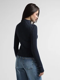 Светри та кардигани Calvin Klein Jeans модель J20J224219-PPK Фото