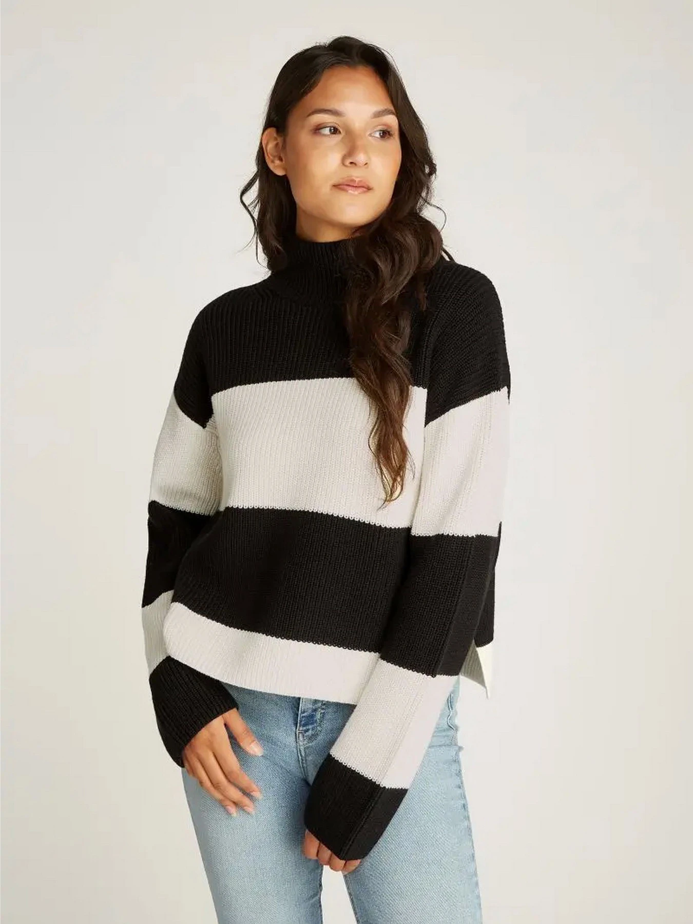 Светри та кардигани Calvin Klein Jeans модель J20J224227-YBI Светри та кардигани Calvin Klein Jeans модель J20J224227-YBI Фото