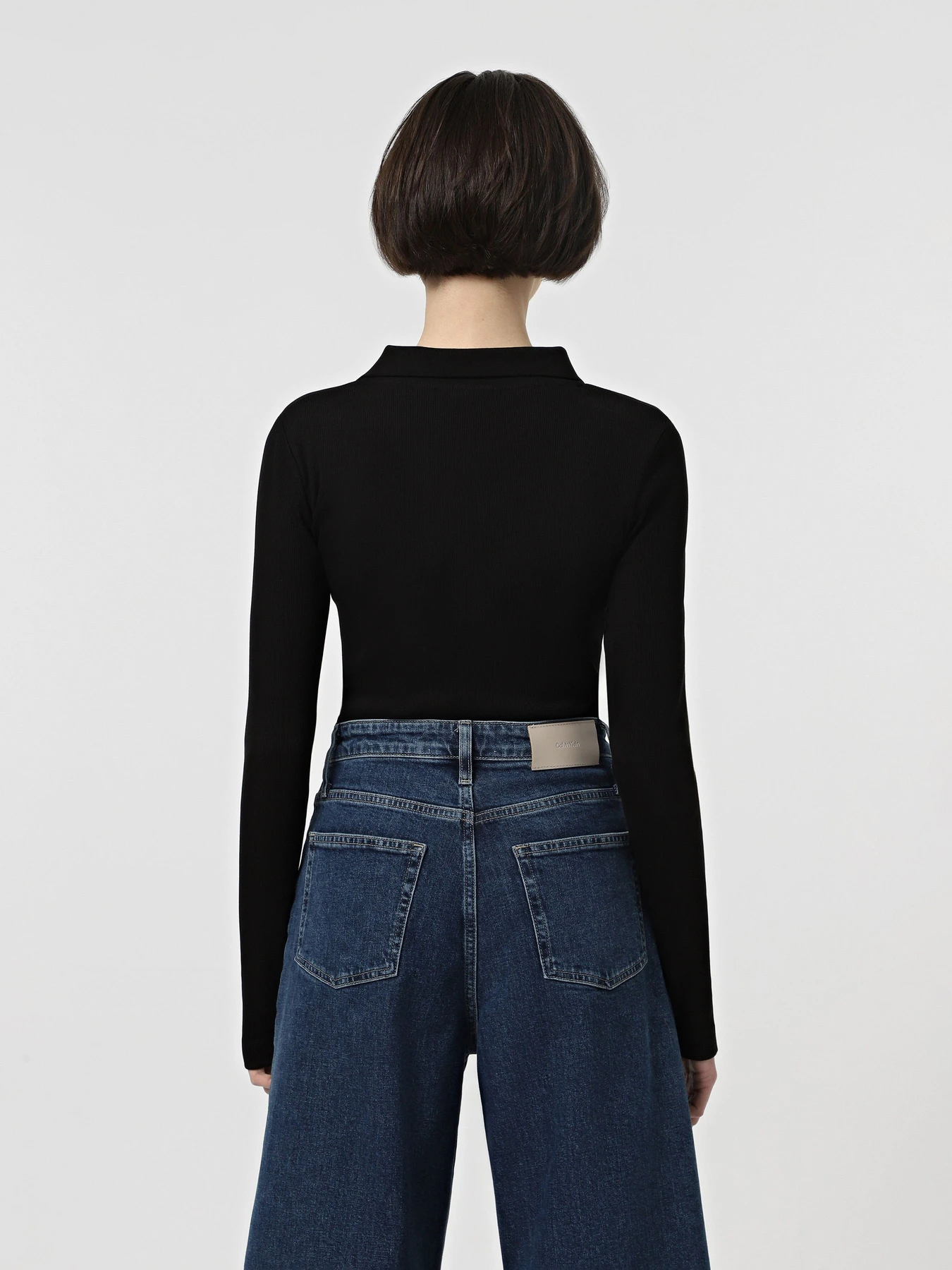 Боди и корсеты Calvin Klein Jeans модель J20J224457-BEH Боди и корсеты Calvin Klein Jeans модель J20J224457-BEH Фото