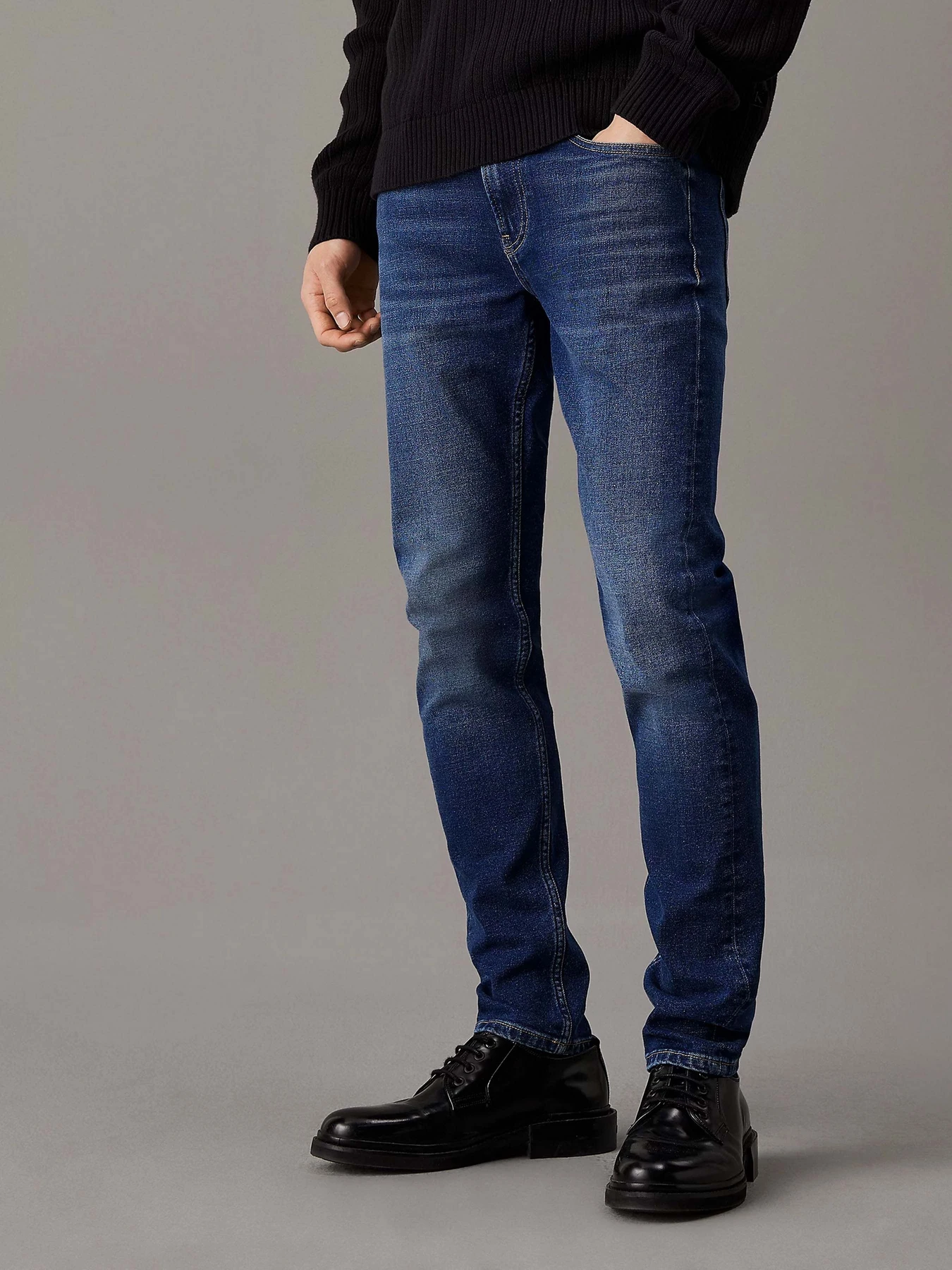 Джинси Calvin Klein Jeans модель J30J325983-1BJ Джинси Calvin Klein Jeans модель J30J325983-1BJ Фото
