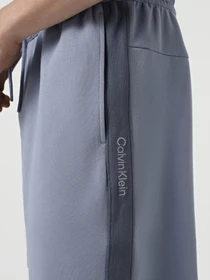 Шорти Calvin Klein Jeans модель J30J327246-CKG Фото