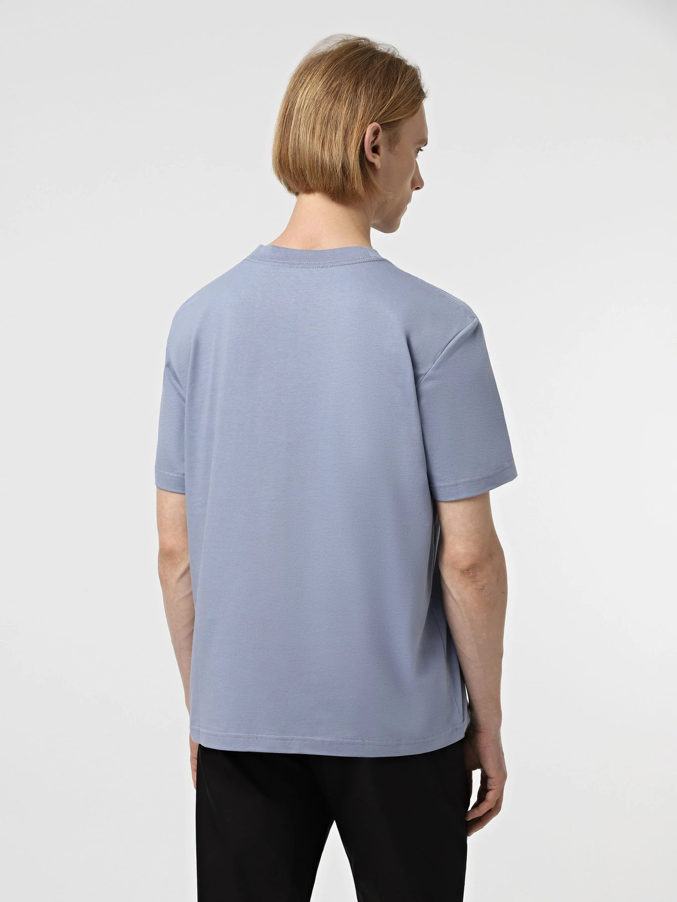 Футболки и поло Calvin Klein Jeans модель J30J327471-CKG Футболки и поло Calvin Klein Jeans модель J30J327471-CKG Фото