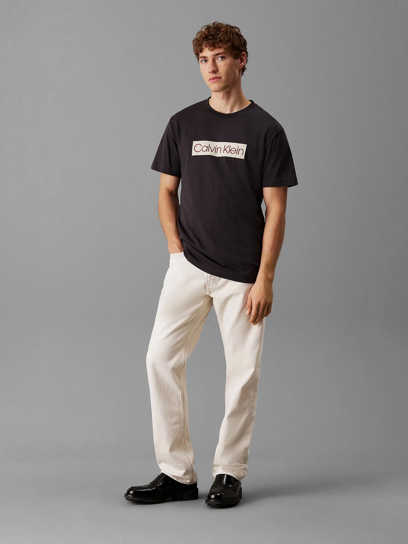 Футболки и поло Calvin Klein Jeans модель J30J327472-BA1 Фото