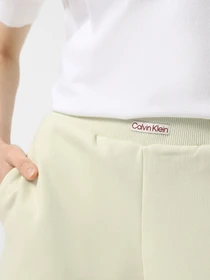 Шорти Calvin Klein Jeans модель J20J225525-LAN Фото