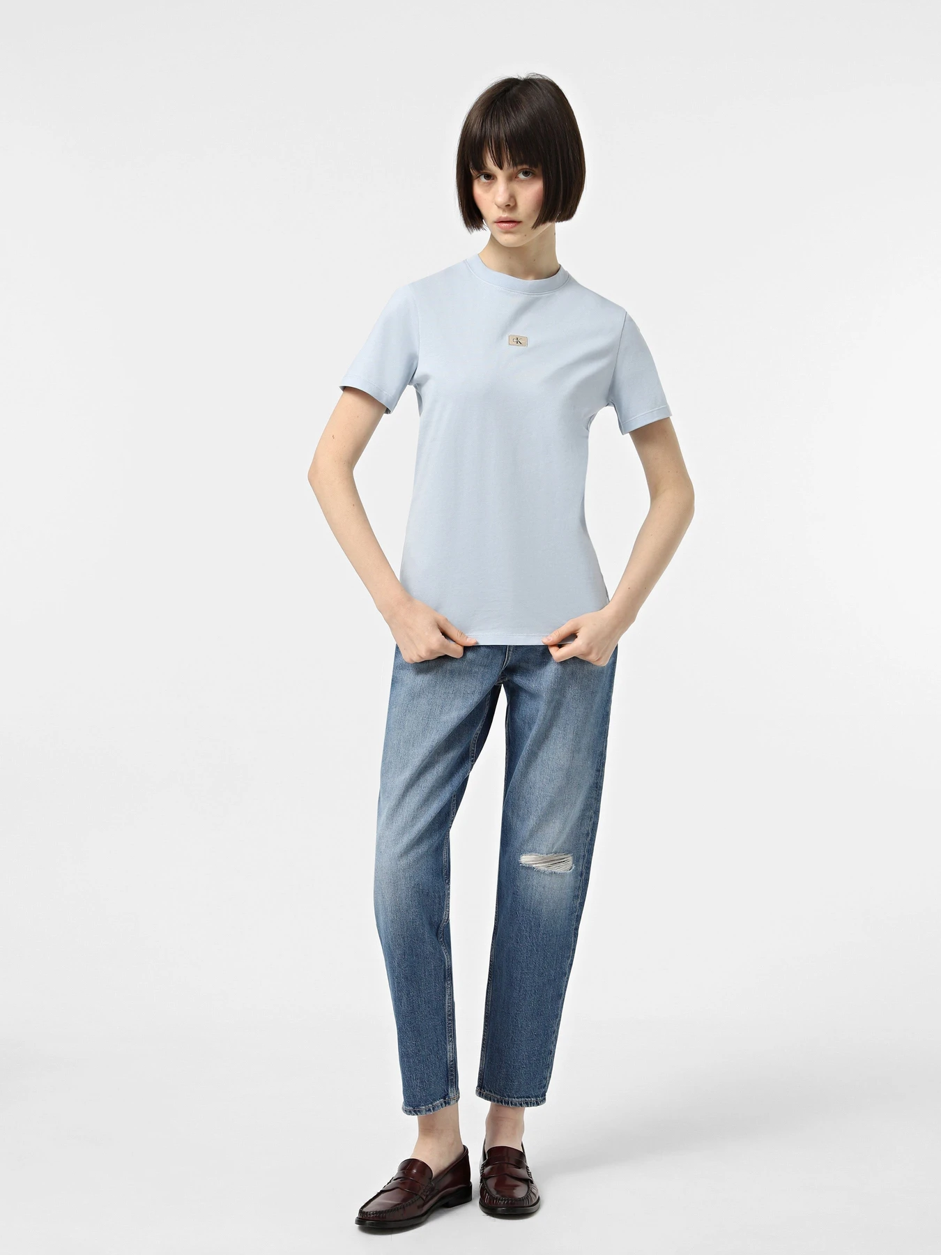Футболки и поло Calvin Klein Jeans модель J20J225243-CUI Футболки и поло Calvin Klein Jeans модель J20J225243-CUI Фото