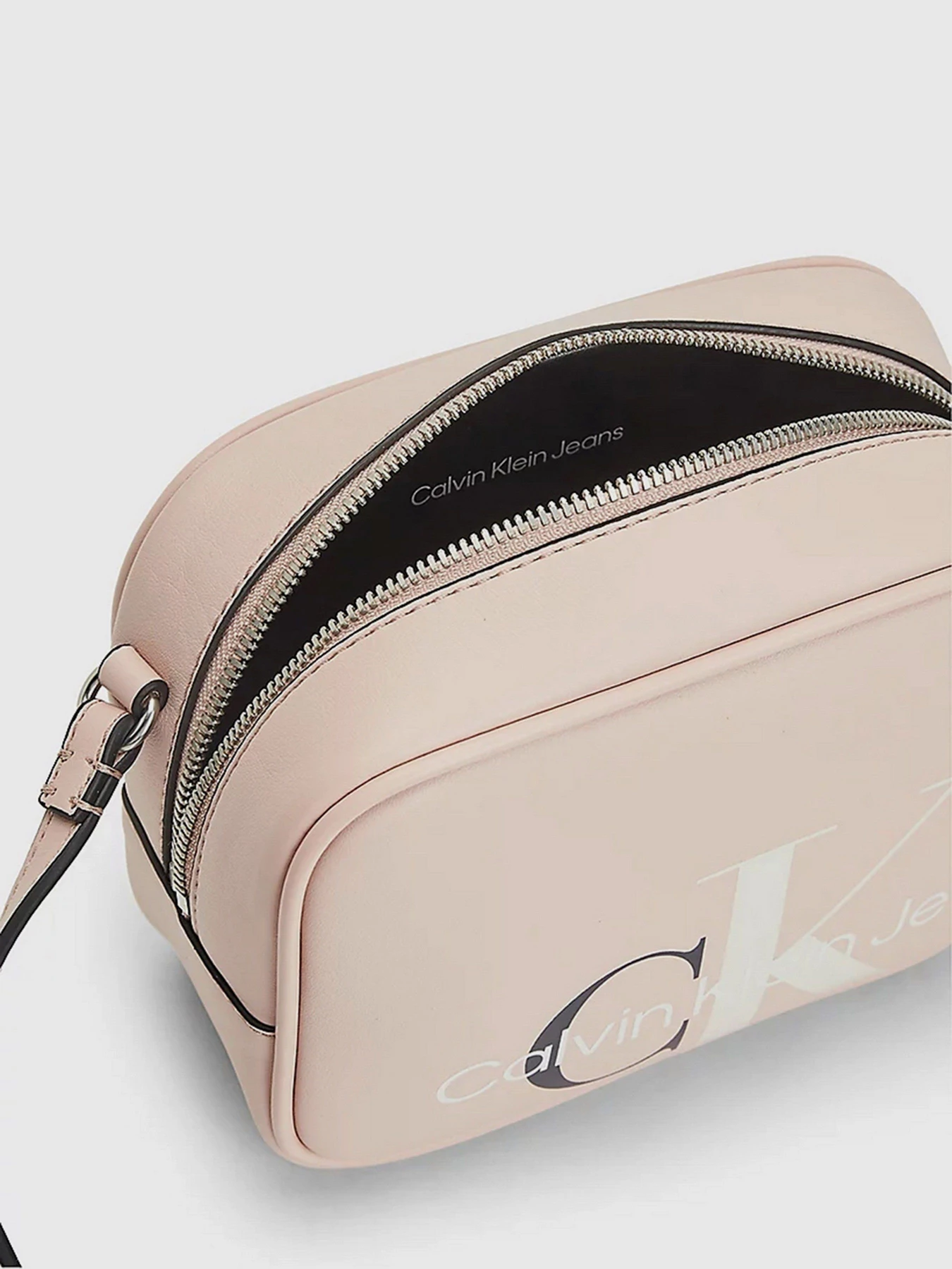 Сумки Calvin Klein модель K60K608932_YAS Фото