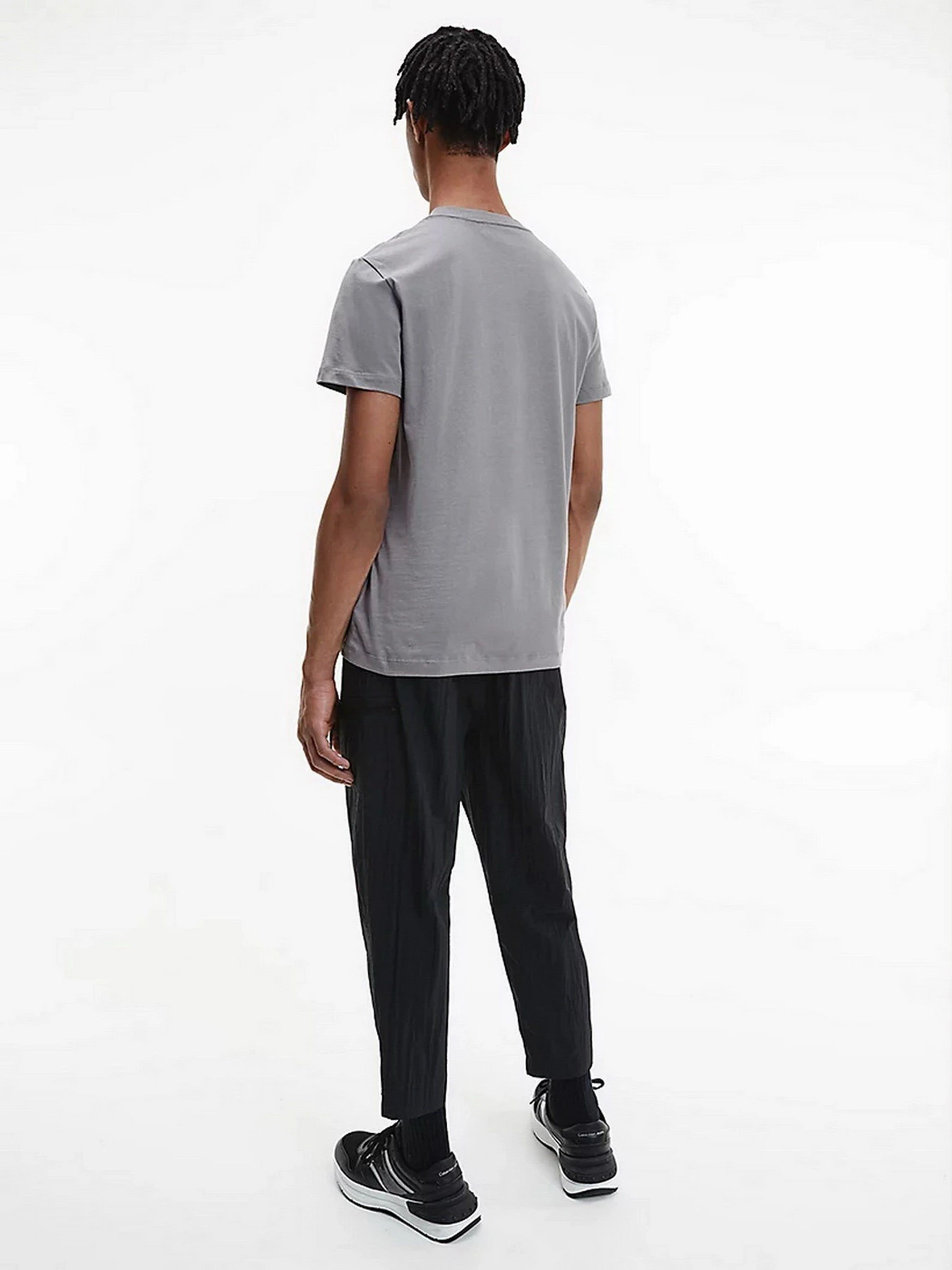 Футболки и поло Calvin Klein модель J30J315194_PFR Фото
