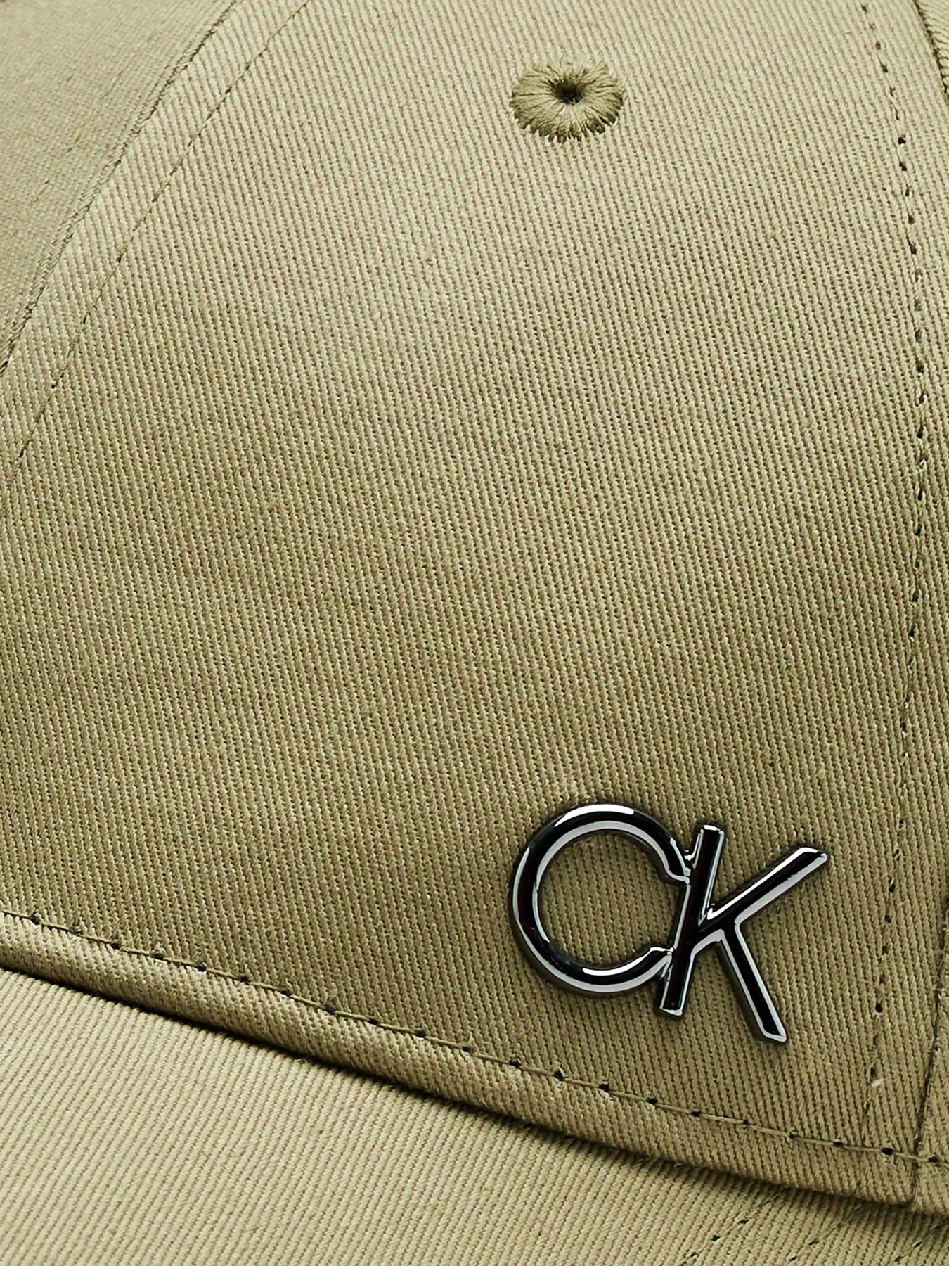 Шапки и кепки Calvin Klein Bombed Metal модель K50K510342-MSS Шапки и кепки Calvin Klein Bombed Metal модель K50K510342-MSS Фото