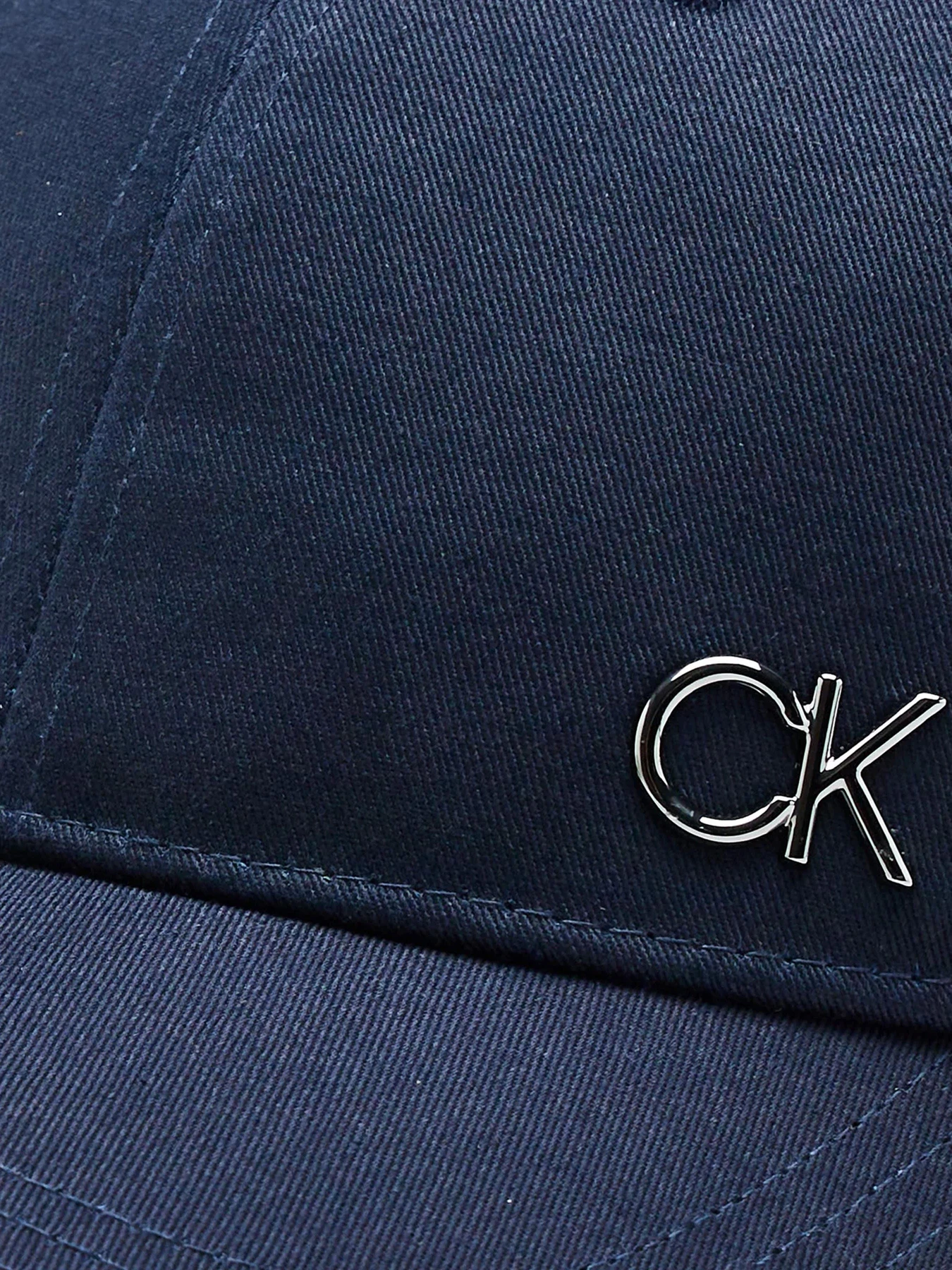 Шапки и кепки Calvin Klein Bombed Metal модель K50K510342-BA7 Шапки и кепки Calvin Klein Bombed Metal модель K50K510342-BA7 Фото