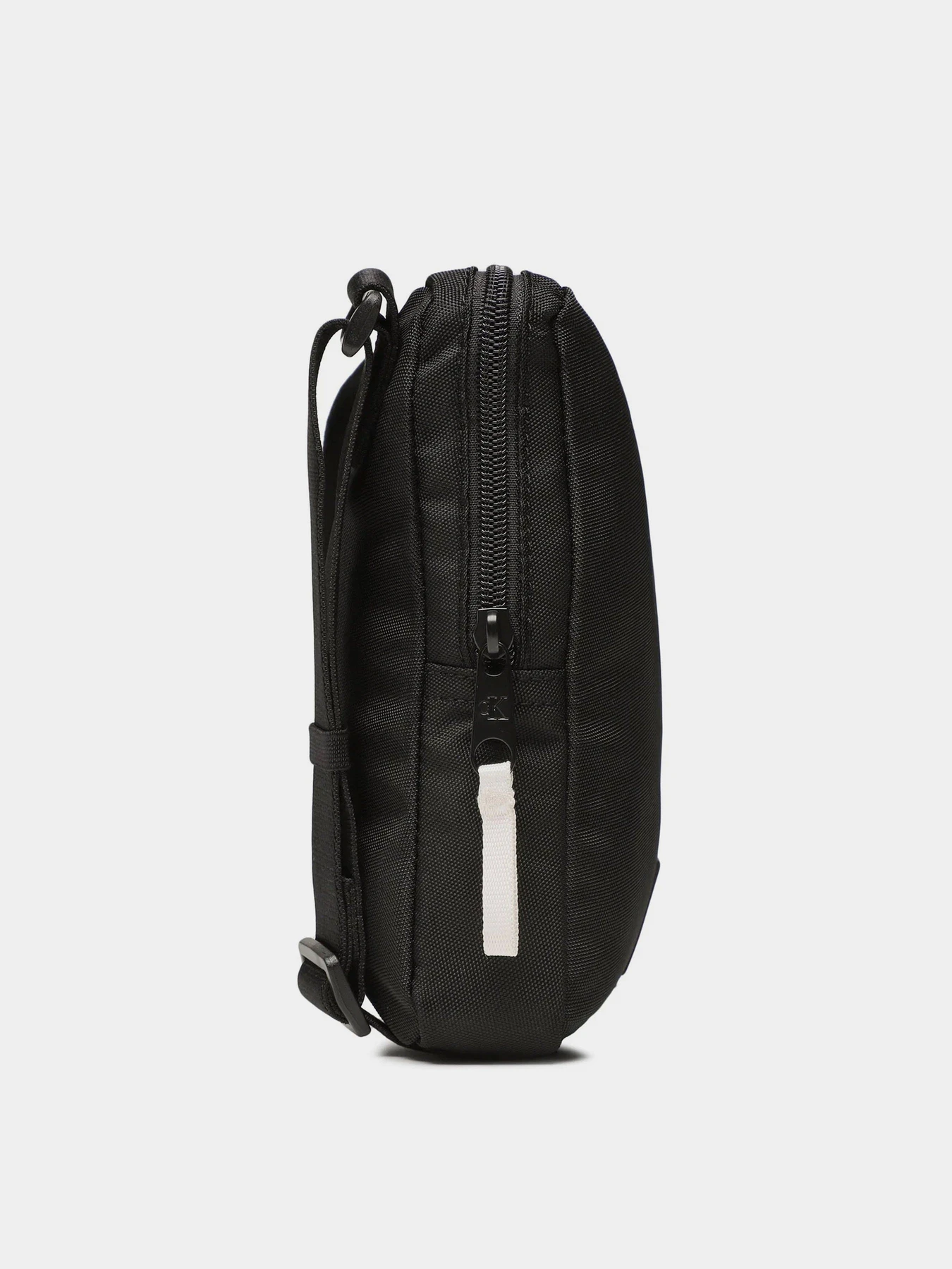 Сумки Calvin Klein Sport Essentials Reporter 18 Ny модель K50K510384-BDS Сумки Calvin Klein Sport Essentials Reporter 18 Ny модель K50K510384-BDS Фото