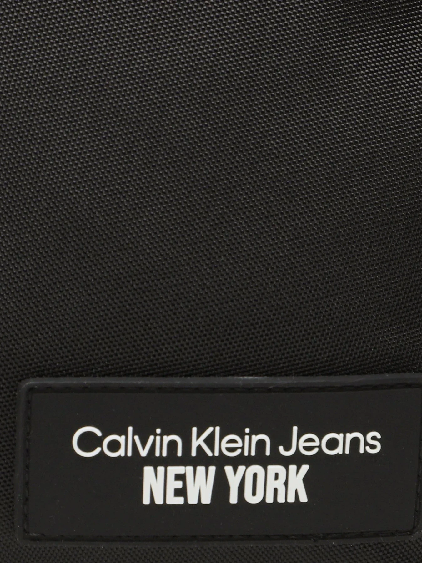 Сумки Calvin Klein Sport Essentials Reporter 18 Ny модель K50K510384-BDS Сумки Calvin Klein Sport Essentials Reporter 18 Ny модель K50K510384-BDS Фото