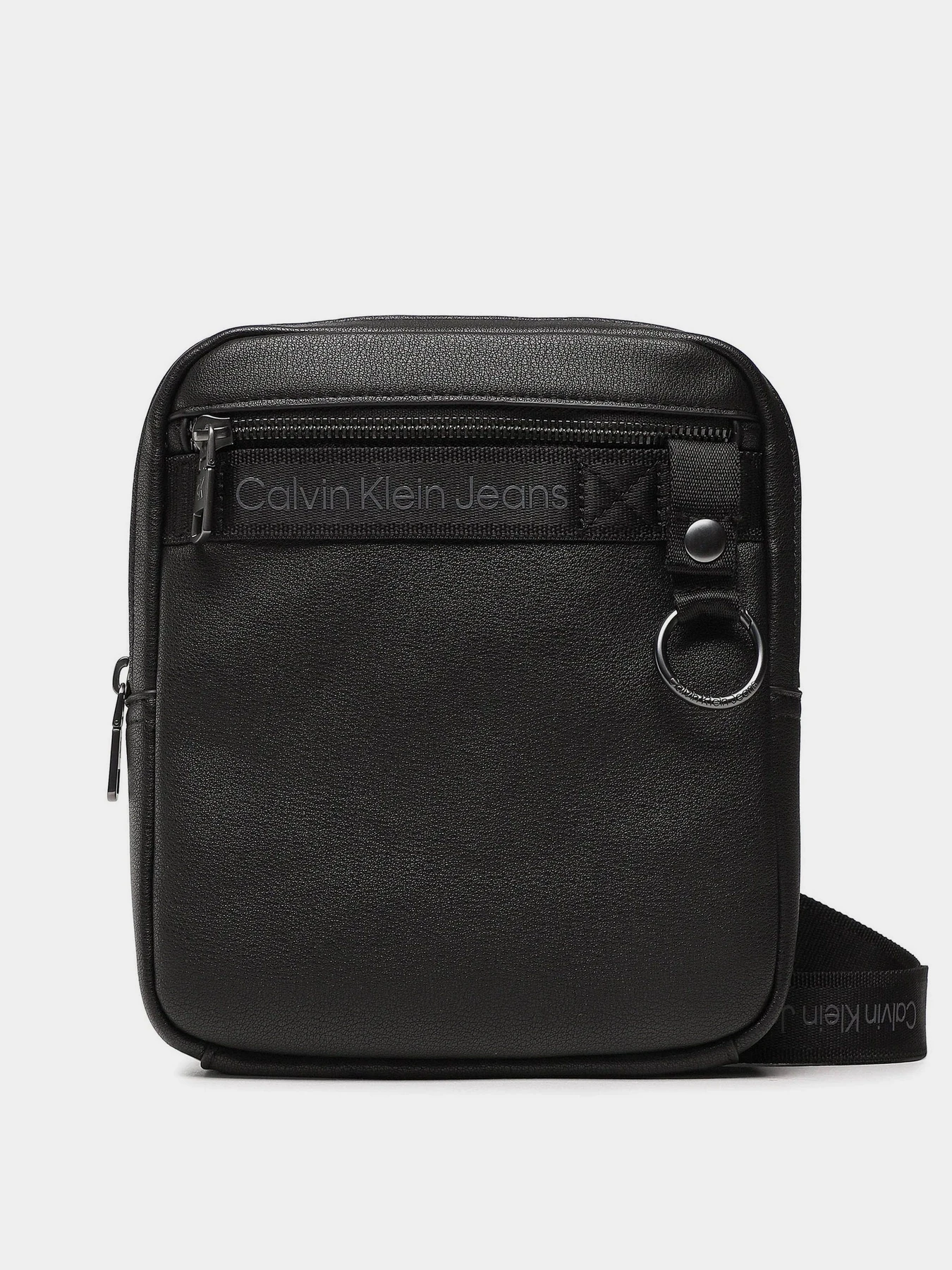 Сумки Calvin Klein Explorer Reporter 18 Pu модель K50K510110-BDS Сумки Calvin Klein Explorer Reporter 18 Pu модель K50K510110-BDS Фото