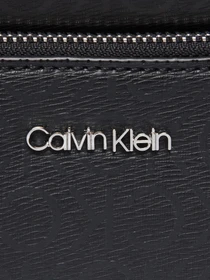 Сумки Calvin Klein Ck Must Camera Bag Lg Epi Mono модель K60K609895-0GJ Фото