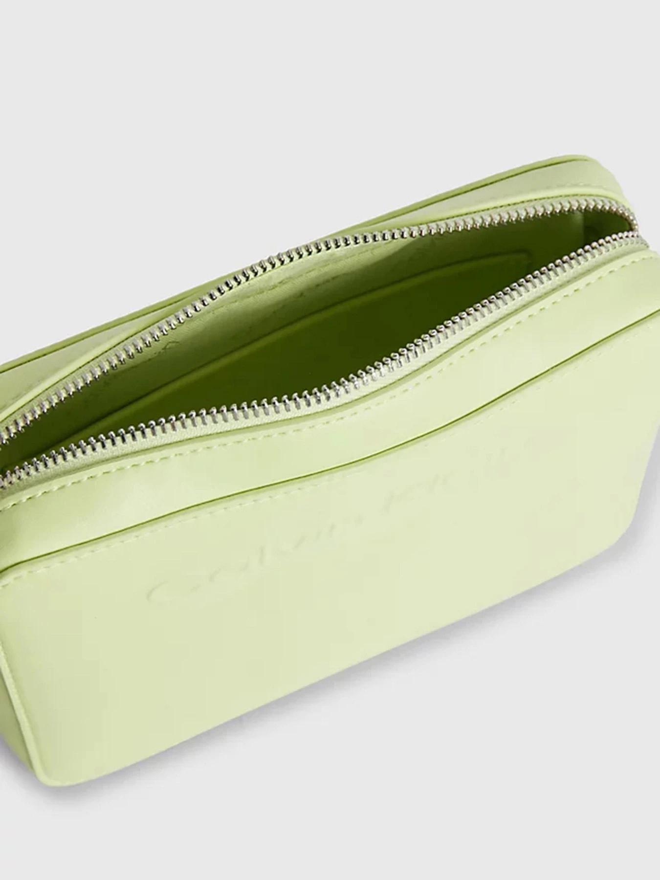 Сумки Calvin Klein модель K60K610439-LT2 Сумки Calvin Klein модель K60K610439-LT2 Фото
