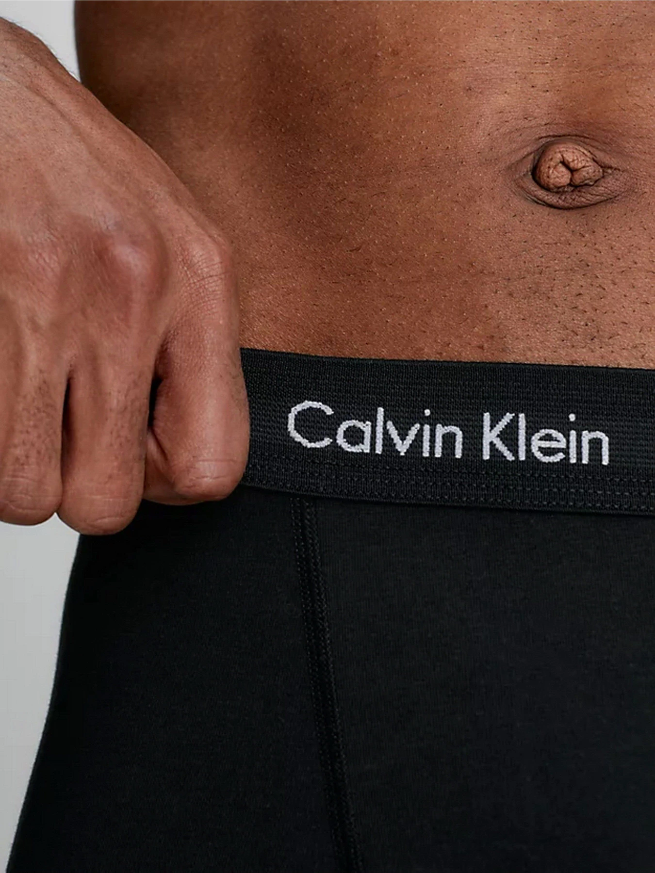 Нижня білизна Calvin Klein Underwear 3 Pack Trunks - Cotton Stretch модель 0000U2662G-XWB Фото