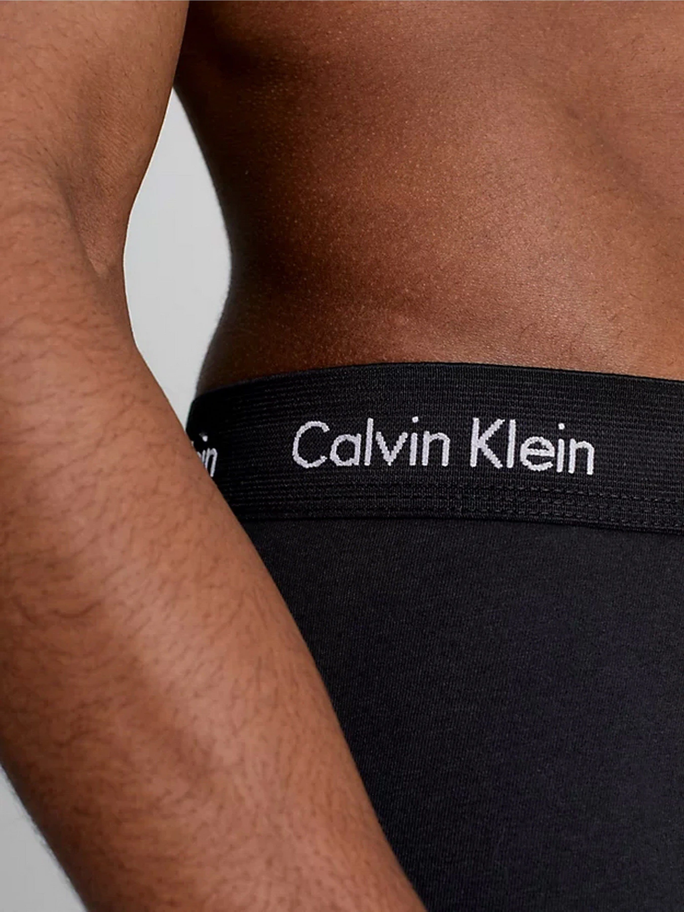 Нижня білизна Calvin Klein Underwear 3p Low Rise Trunk модель 0000U2664G-4KU Нижня білизна Calvin Klein Underwear 3p Low Rise Trunk модель 0000U2664G-4KU Фото