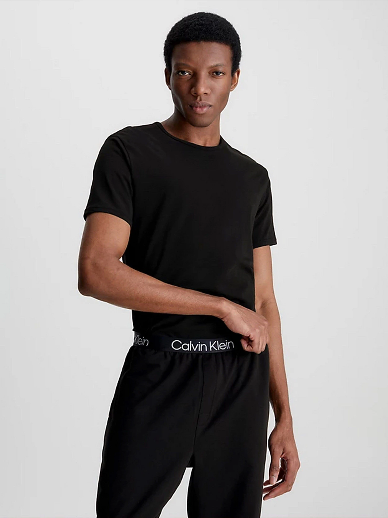 Футболки и поло Calvin Klein Underwear модель 000NB1088A-001 Футболки и поло Calvin Klein Underwear модель 000NB1088A-001 Фото