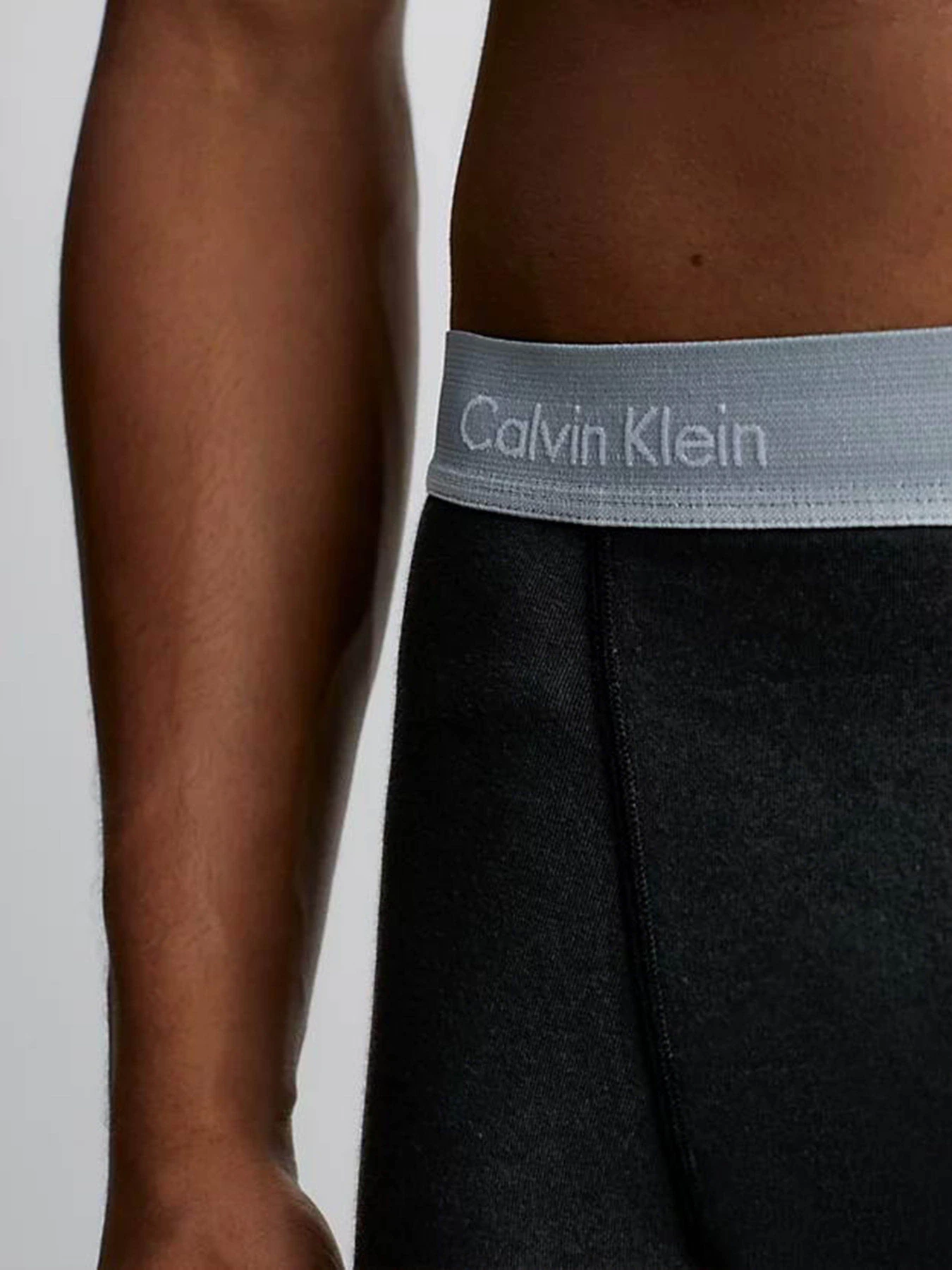 Нижнее белье Calvin Klein Underwear 3 Pack Trunks - Cotton Stretch модель 0000U2662G-H53 Нижнее белье Calvin Klein Underwear 3 Pack Trunks - Cotton Stretch модель 0000U2662G-H53 Фото