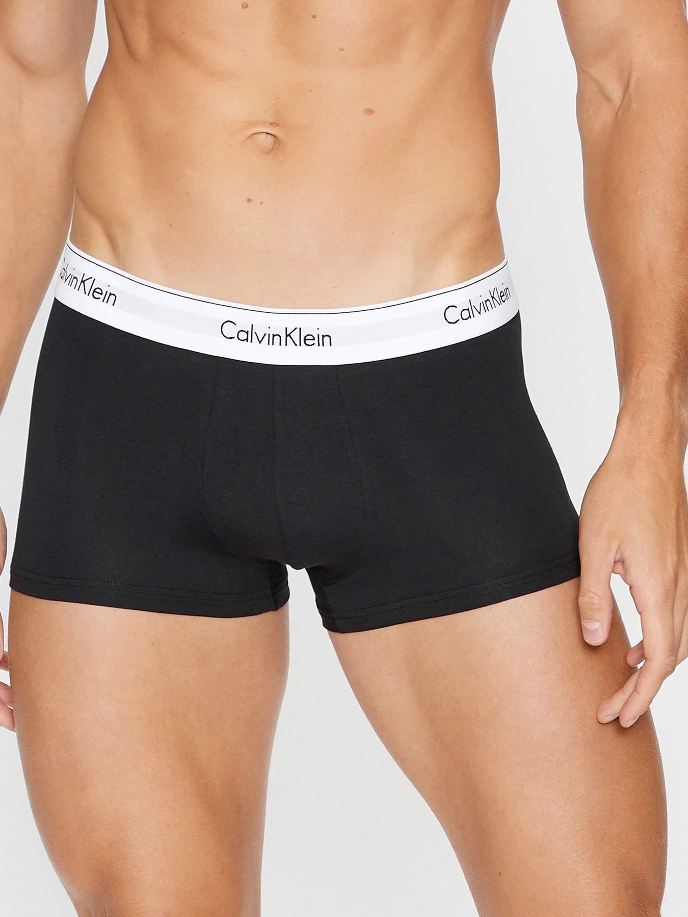 Нижнее белье Calvin Klein Underwear Low Rise 3-Pack модель 000NB1085A-001 Фото