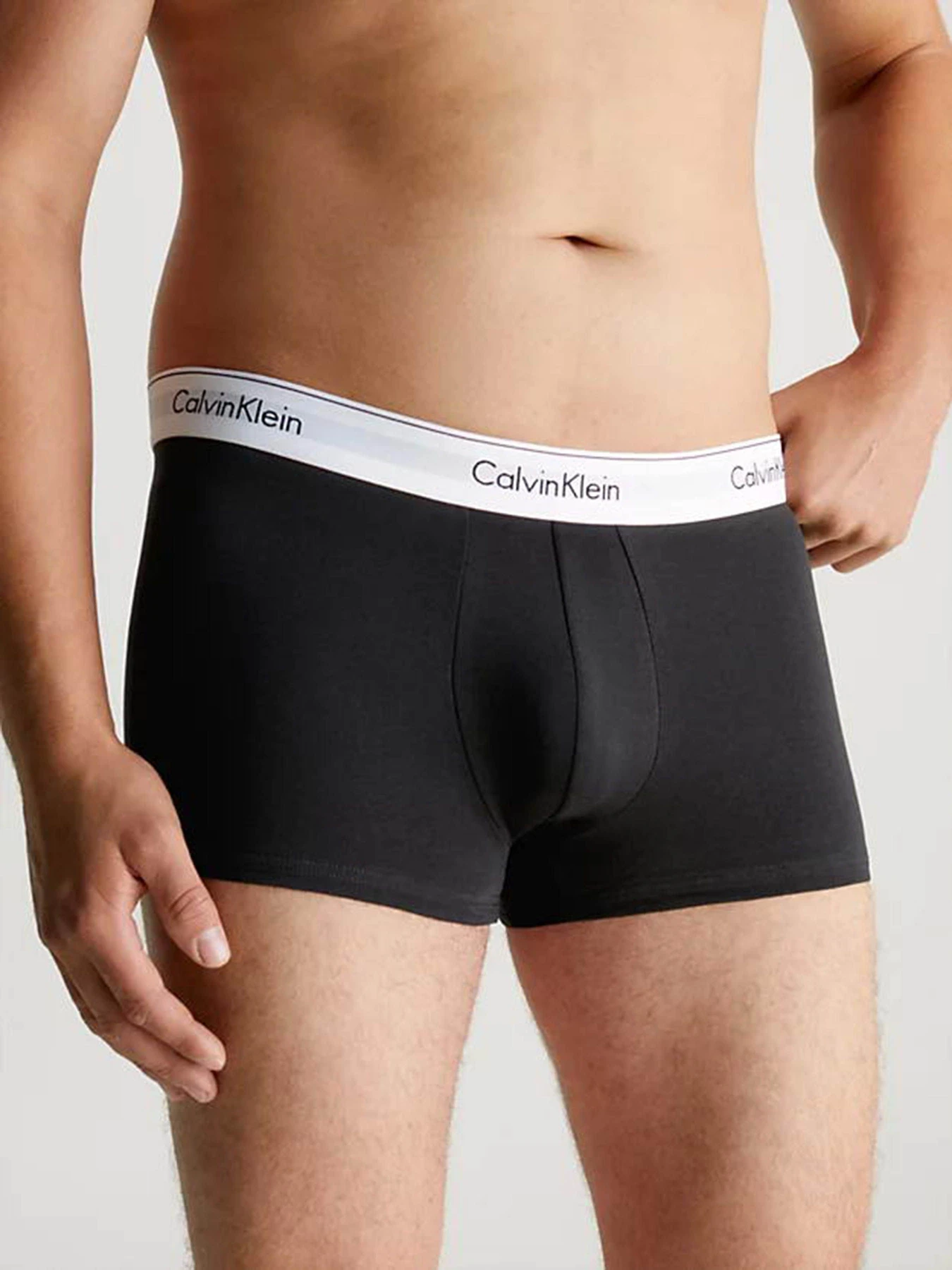 Нижнее белье Calvin Klein Underwear Low Rise Trunk 3pk модель 000NB1085A-MP1 Фото