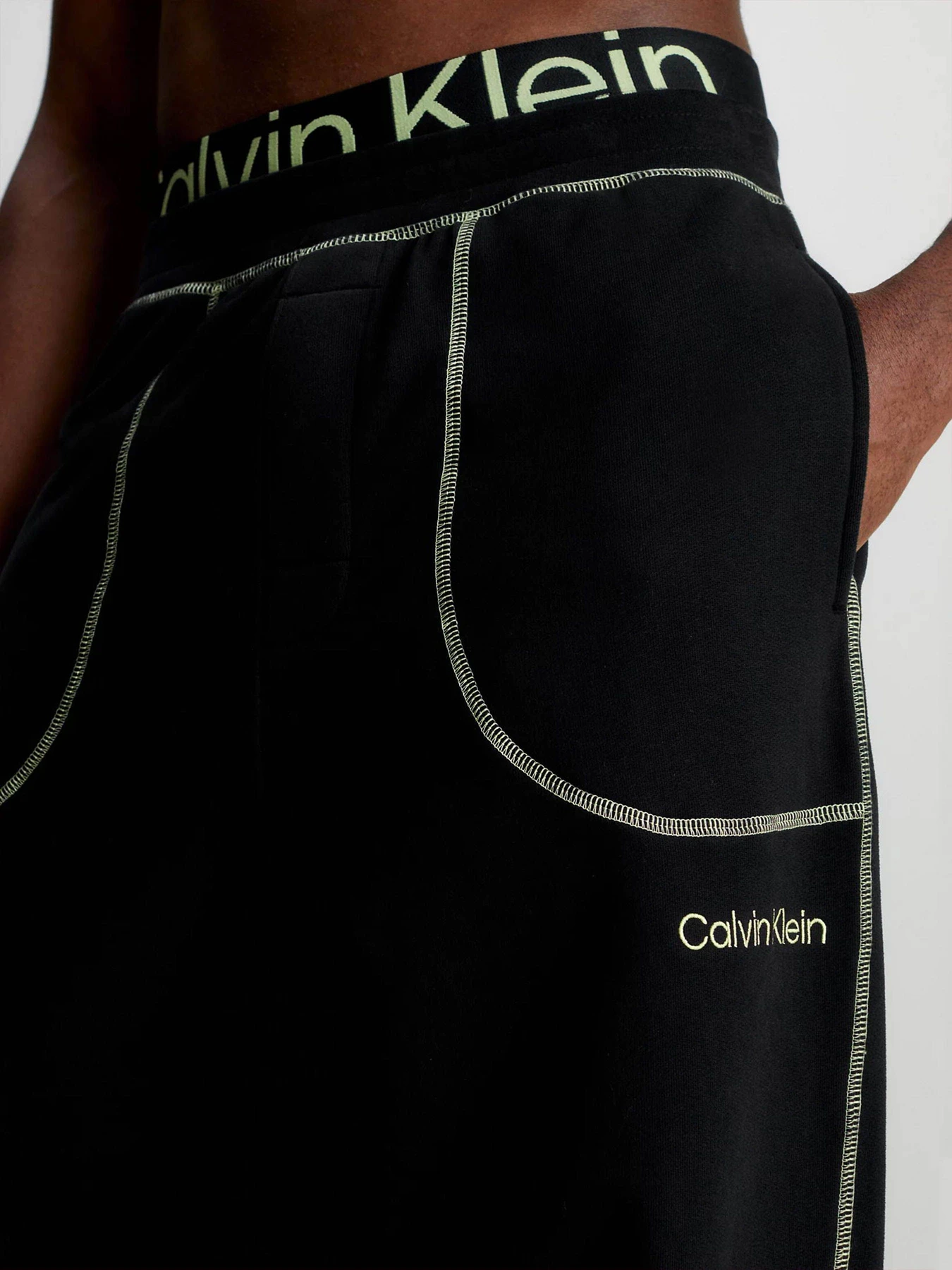 Штани Calvin Klein Underwear Jogger модель 000NM2459E-UB1 Штани Calvin Klein Underwear Jogger модель 000NM2459E-UB1 Фото