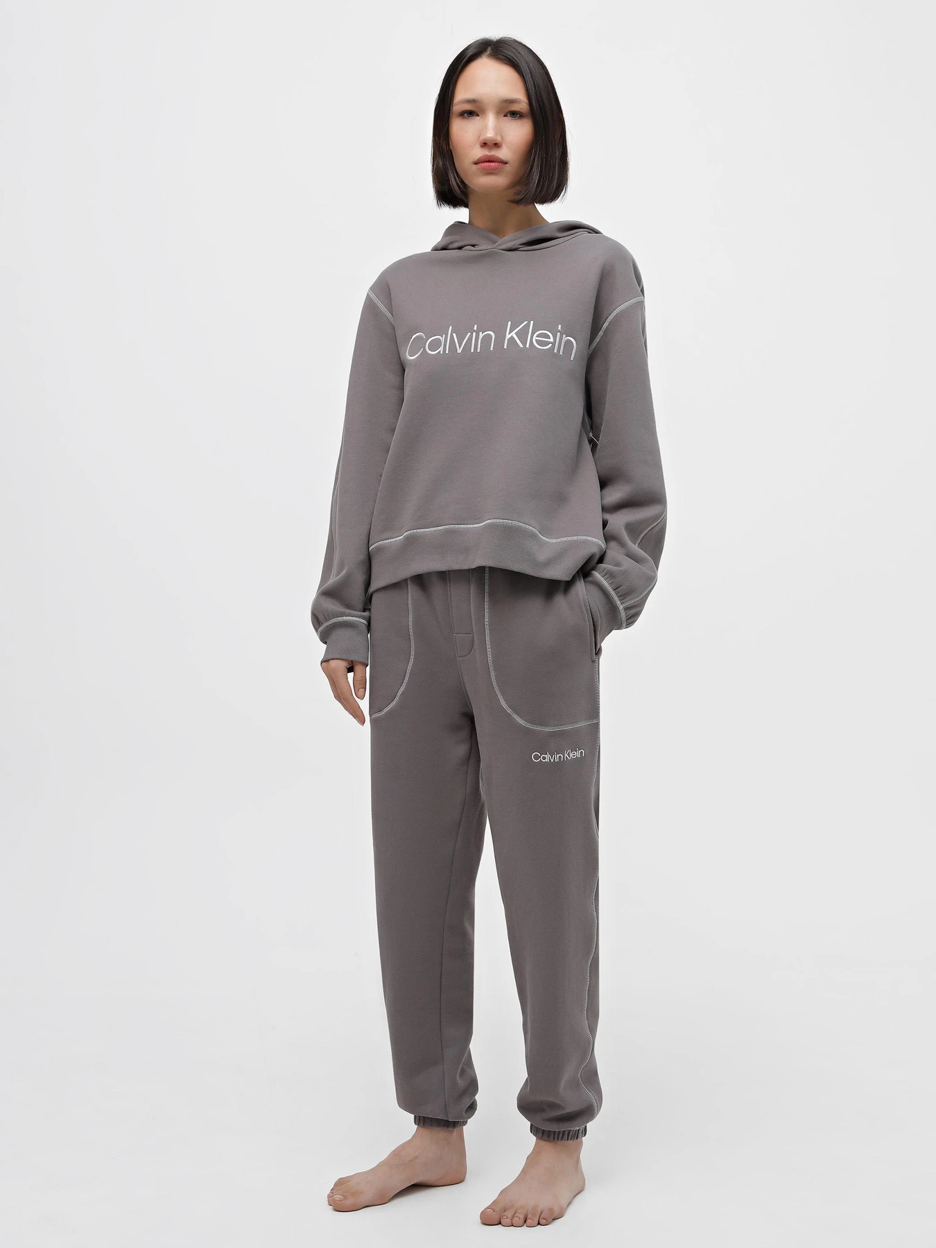 Худи и свитшоты Calvin Klein Underwear Lounge Hoodie - Future Shift модель 000QS7040E-PA7 Худи и свитшоты Calvin Klein Underwear Lounge Hoodie - Future Shift модель 000QS7040E-PA7 Фото
