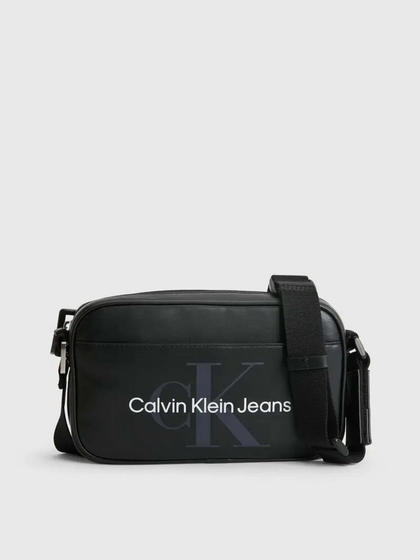 Сумки Calvin Klein Monogram Soft Camera Bag22 модель K50K510396-BDS Фото