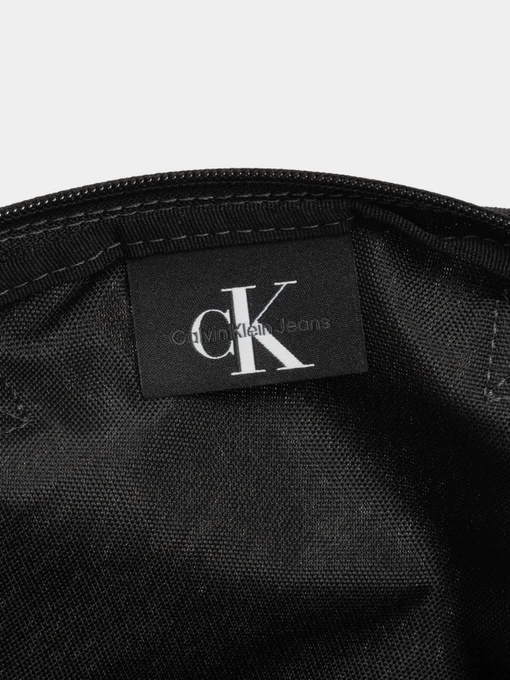 Calvin Klein Sport Essnetials Reporter 18 W Мессенджер колір чорний фото 3