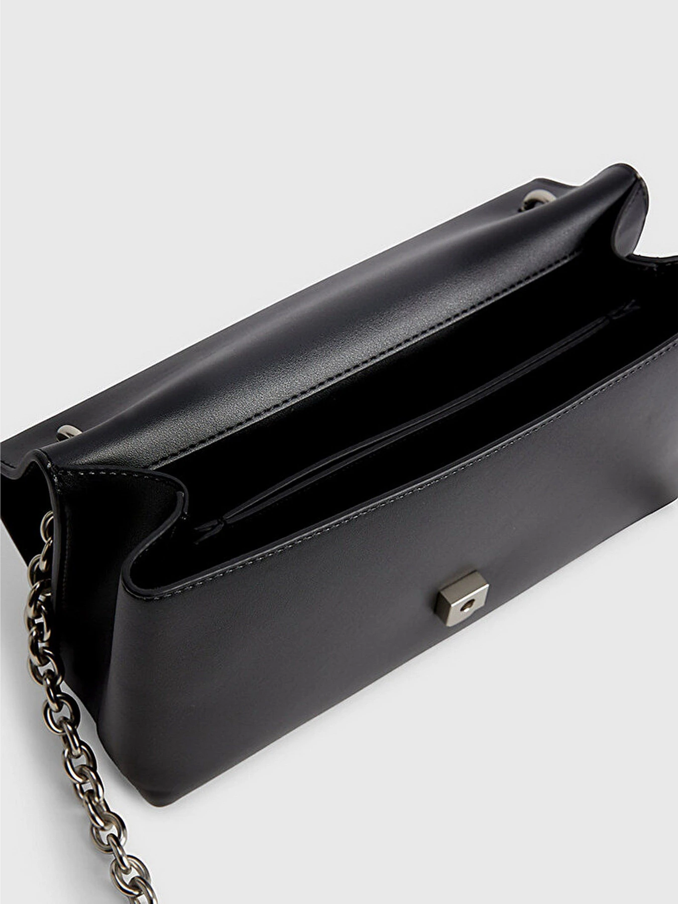 Сумки Calvin Klein Sculpted Ew Flap Conv25 Mono модель K60K607198-0GJ Фото