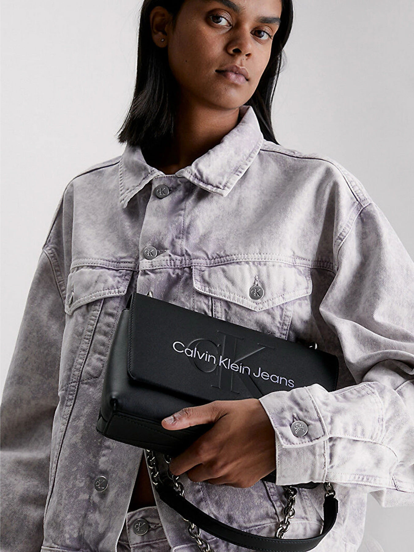 Сумки Calvin Klein Sculpted Ew Flap Conv25 Mono модель K60K607198-0GJ Фото