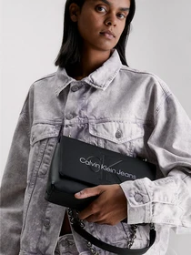 Сумки Calvin Klein Sculpted Ew Flap Conv25 Mono модель K60K607198-0GJ Фото