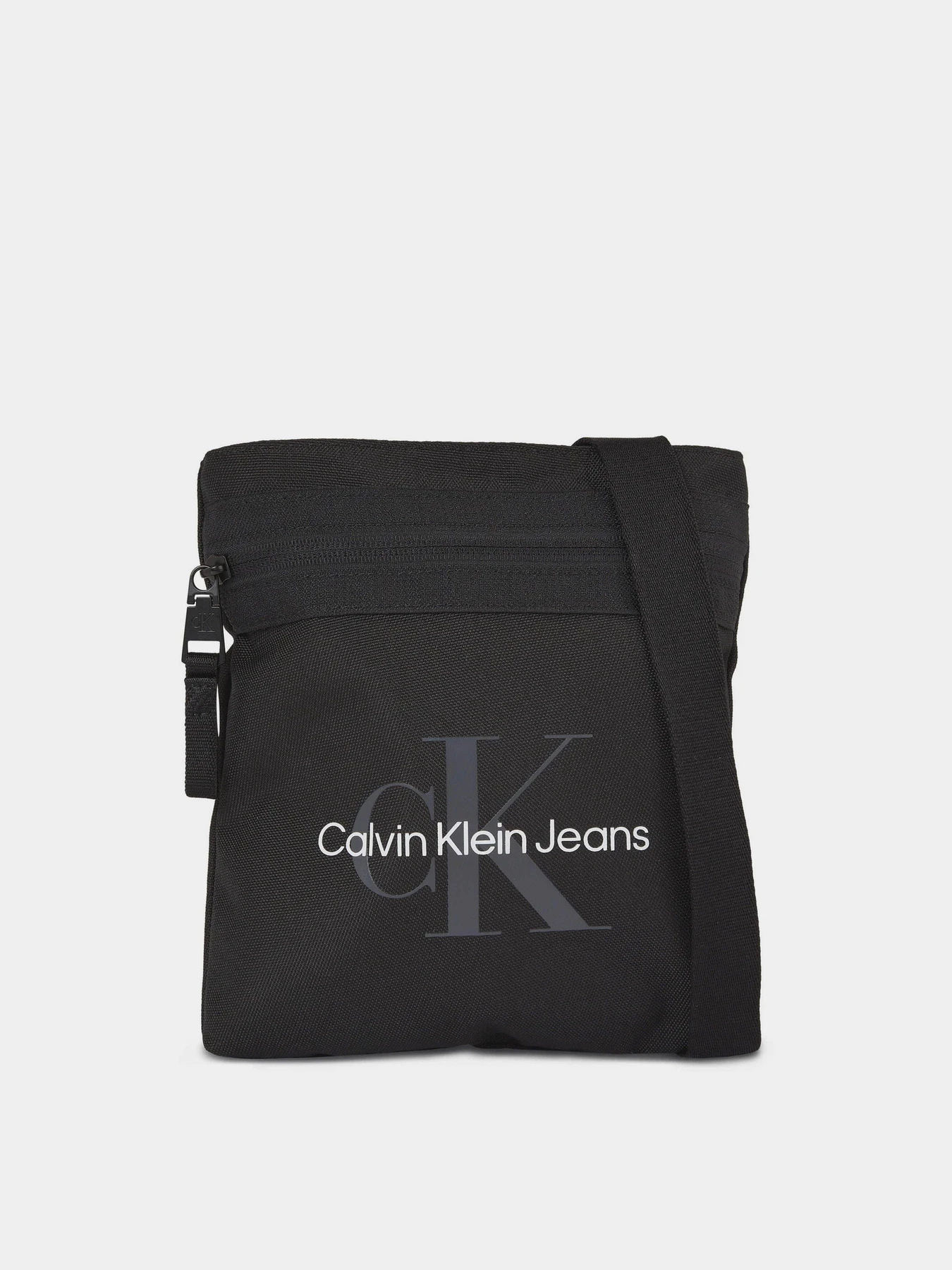 Сумки Calvin Klein Sport Essentials Flatpack18 M модель K50K511097-BDS Фото