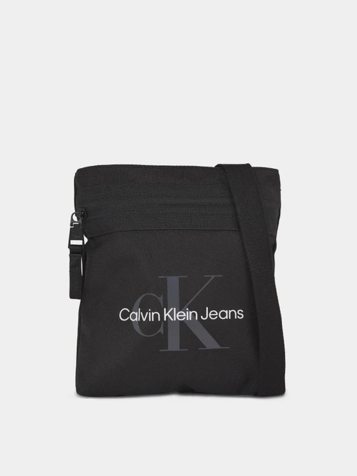 Сумки Calvin Klein Sport Essentials Flatpack18 M модель K50K511097-BDS Фото